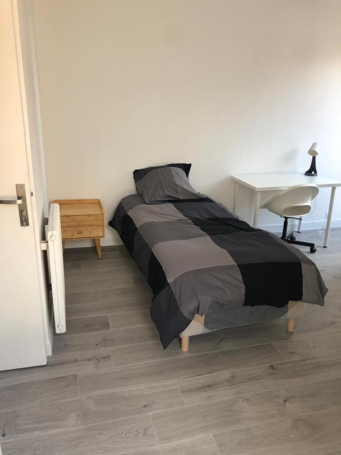 Evry Time Bed & Breakfast Courcouronnes Dış mekan fotoğraf