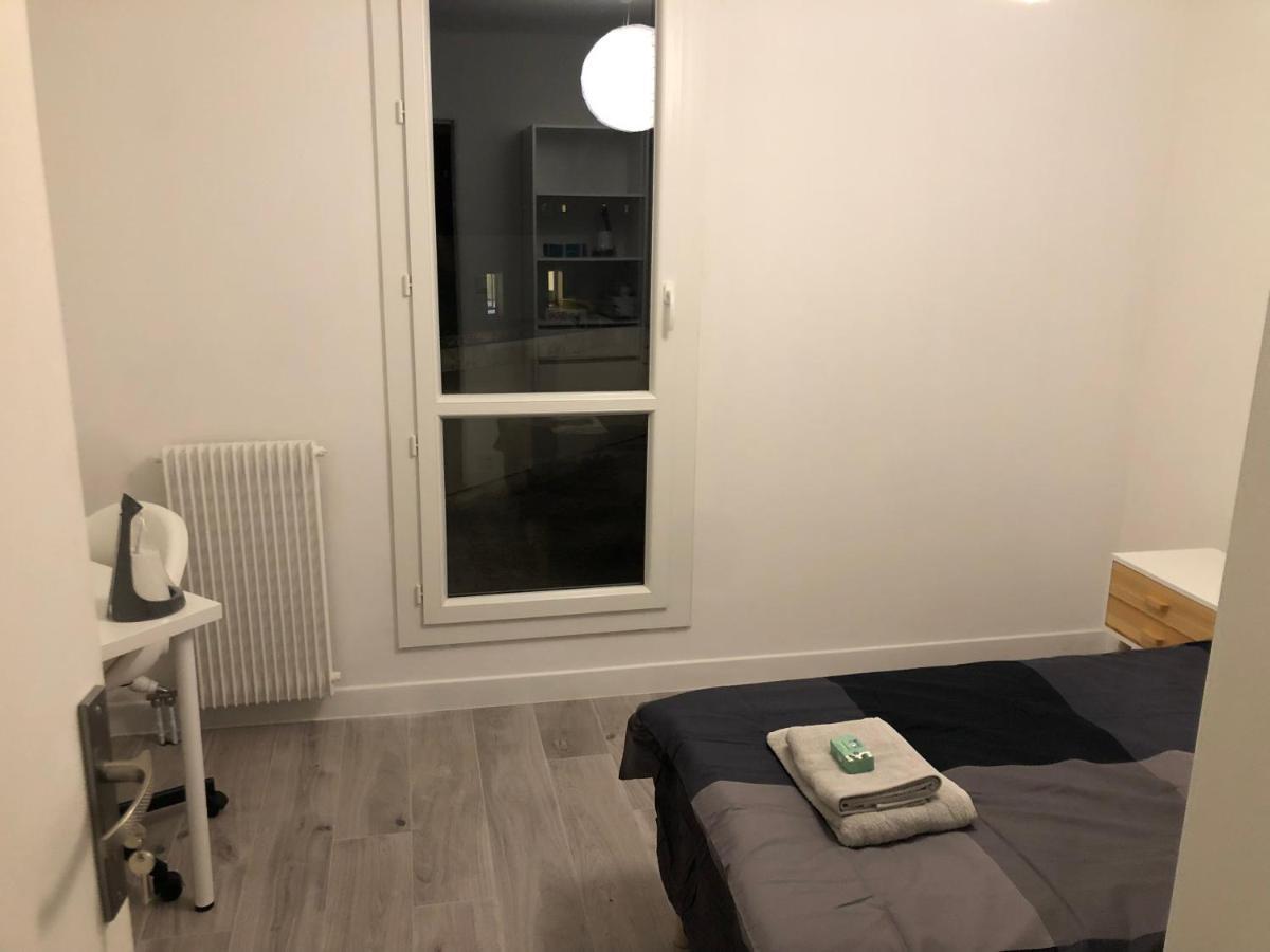 Evry Time Bed & Breakfast Courcouronnes Dış mekan fotoğraf