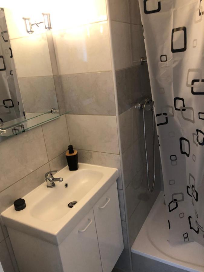 Evry Time Bed & Breakfast Courcouronnes Dış mekan fotoğraf